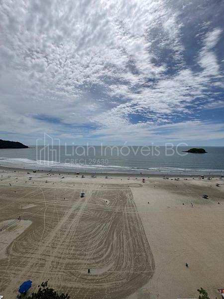 Apartamento frente mar com 3 su�tes e 3 vagas de garagem para loca��o por temporada no Edif�cio San Remo, em Balne�rio Cambori�/SC. 1