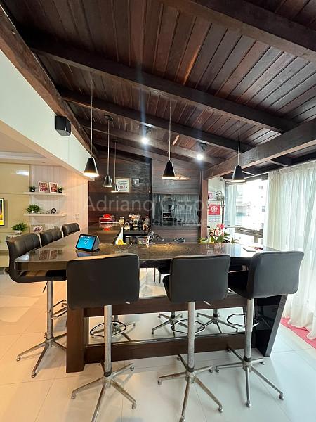 Apartamento 4 dormit�rios lateral mar para temporada em Meia Praia - Itapema 1