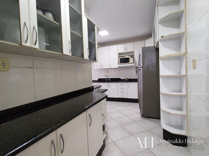 APARTAMENTO EDIFÍCIO DOM HERMÍNIO BALNEÁRIO CAMBORIÚ — foto 11