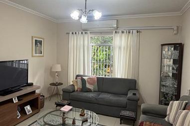 Oportunidade - 2 Suítes - Terraço Interno - Centro - Balneário Camboriú.