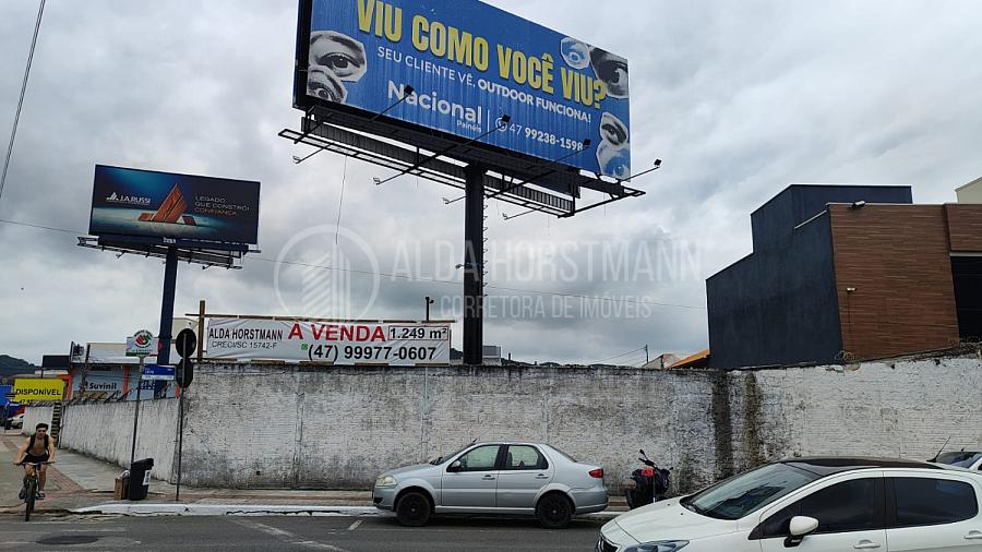 Importante Área Comercial - Marginal Leste - Centro - Balneário Camboriú. — foto 3