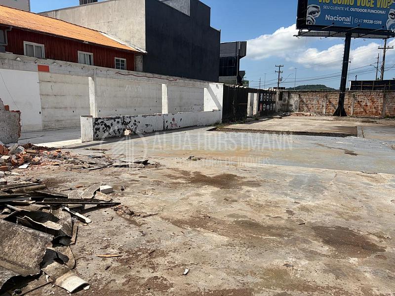 Importante Área Comercial - Marginal Leste - Centro - Balneário Camboriú. — foto 12