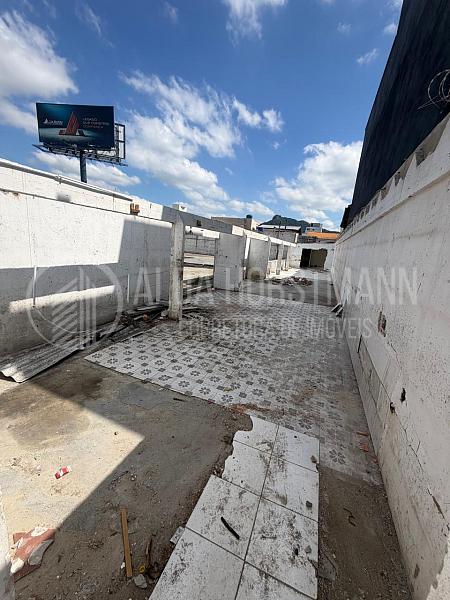 Importante Área Comercial - Marginal Leste - Centro - Balneário Camboriú. — foto 16