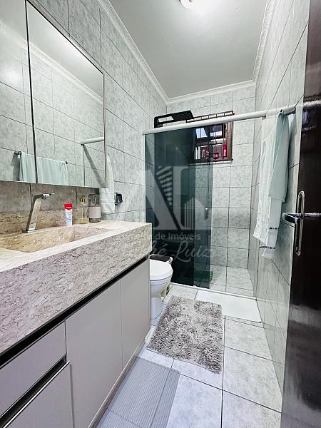 Sobrado no Jo�o Costa | Porteira Fechada | 300m� 26