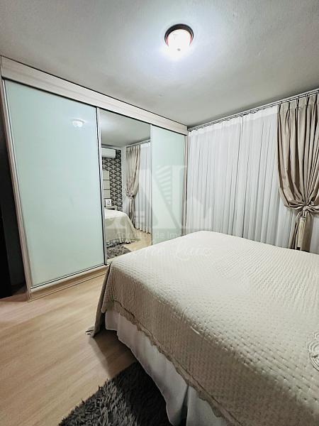 Sobrado no Jo�o Costa | Porteira Fechada | 300m� 37