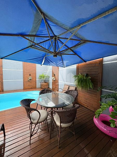 Sobrado no Jo�o Costa | Porteira Fechada | 300m� 15