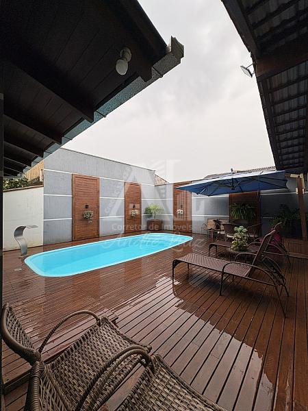 Sobrado no Jo�o Costa | Porteira Fechada | 300m� 12