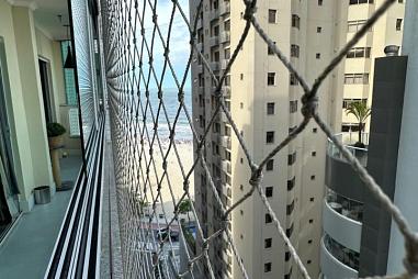 Apartamento quadra mar com 3 dormitórios e vista mar