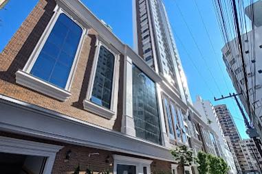 Apartamento no Edifício Windsor Village Embraed no Centro de Balneário Camboriú