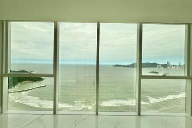 Apartamento à venda Frente Mar no Edifício Boreal Tower FG em Balneário Camboriú