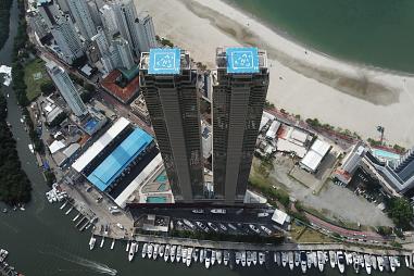 Apartamento à venda na Barra Sul no Edifício Yachthouse em Balneário Camboriú