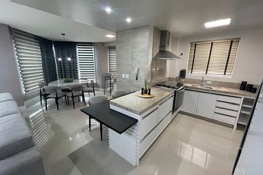 APARTAMENTO À VENDA NO ÓPERA PLAZA NO CENTRO DE BALNEÁRIO CAMBORIÚ