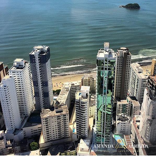 Apartamento à venda no Ed. Le Parc em Balneário Camboriú — foto 17