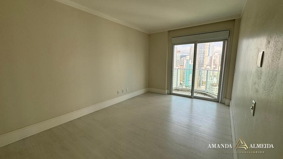 Apartamento Duplex com  Vista Mar à venda no Ed. Le Majestic FG  em Balneário Camboriú — foto 29