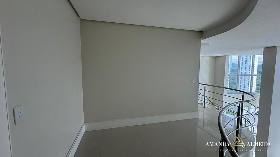 Apartamento Duplex com  Vista Mar à venda no Ed. Le Majestic FG  em Balneário Camboriú — foto 36