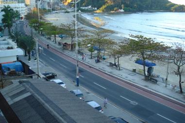 ALUGUEL TEMPORADA - Apartamento 04 suítes - frente mar