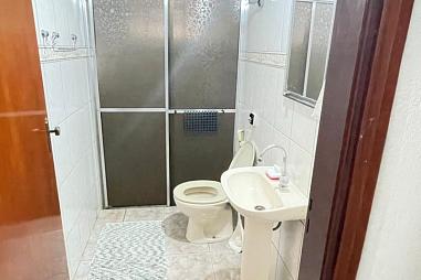 Vende  Casa para Temporada em Delfinópolis