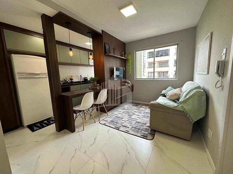 Lindo Apartamento mobiliado- Totalmente Reformado 5