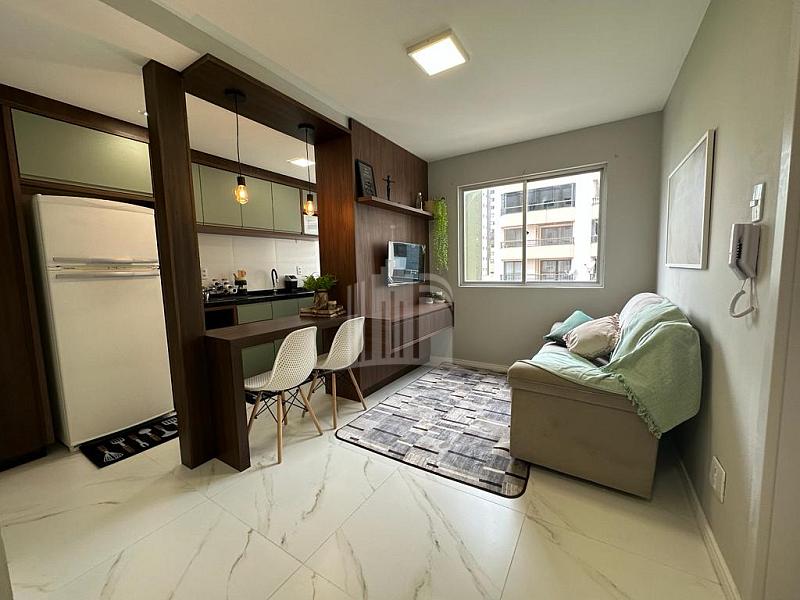 Lindo Apartamento mobiliado- Totalmente Reformado 1