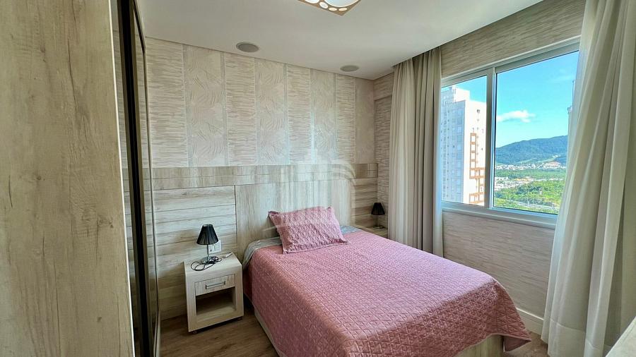 Apartamento quadra mar!! Com 3 suítes e 2 vagas de garagem no centro de Balneário Camboriú — foto 11