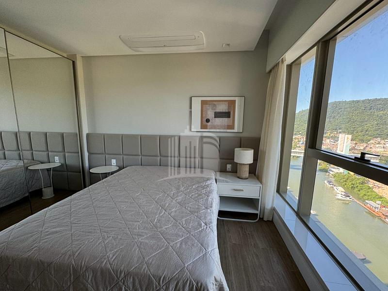 Apartamento com 4 suítes e 3 vagas de garagem no Centro em Balneário Camboriú — foto 8
