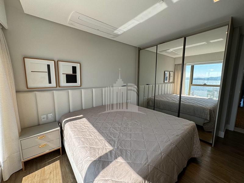 Apartamento com 4 suítes e 3 vagas de garagem no Centro em Balneário Camboriú — foto 10
