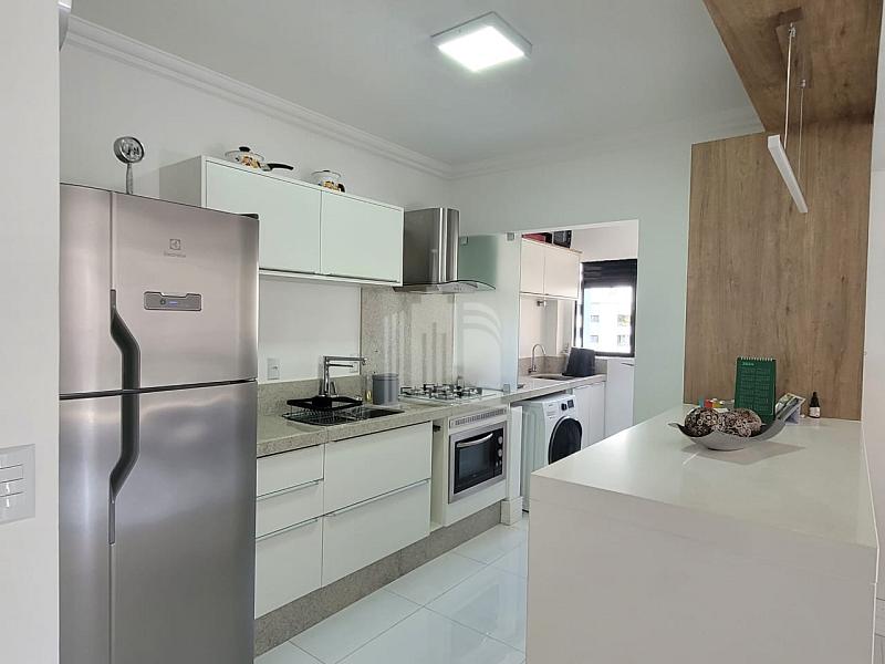 Apartamento Completamente Reformado, 3 dormitórios — foto 5