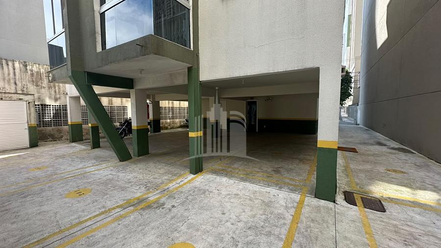 Apartamento Mobiliado � Venda no Edif�cio Ponta da Cruz em Balne�rio Cambori� | 2 Dormit�rios com Sacada e Churrasqueira 17