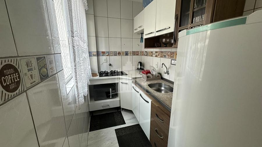 Apartamento Mobiliado � Venda no Edif�cio Ponta da Cruz em Balne�rio Cambori� | 2 Dormit�rios com Sacada e Churrasqueira 7