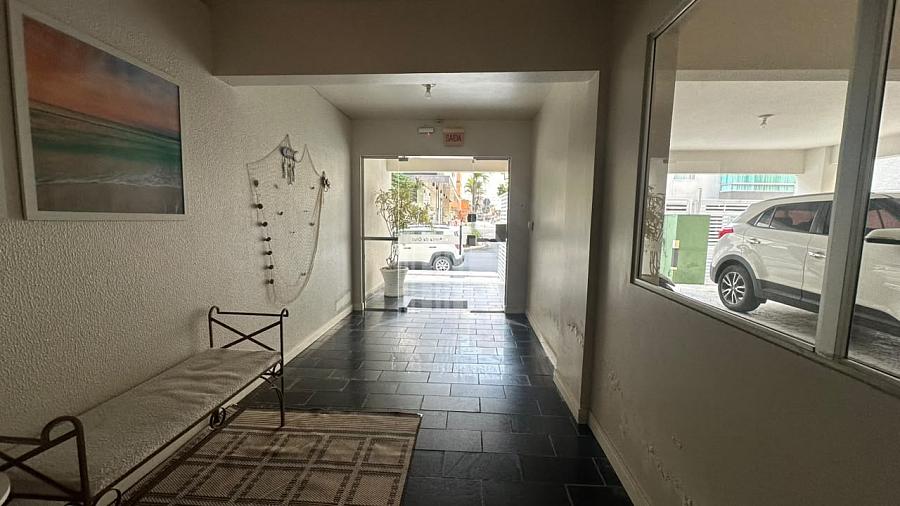 Apartamento Mobiliado � Venda no Edif�cio Ponta da Cruz em Balne�rio Cambori� | 2 Dormit�rios com Sacada e Churrasqueira 15