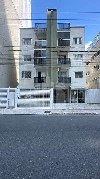 Apartamento Mobiliado � Venda no Edif�cio Ponta da Cruz em Balne�rio Cambori� | 2 Dormit�rios com Sacada e Churrasqueira 18