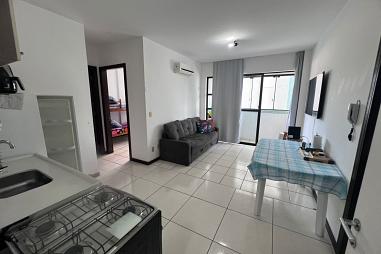 Apartamento com 2 quartos à venda, 65m², 2 banheiros, 1 garagem - Centro - Balneário Camboriú