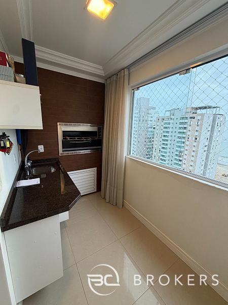 QUADRA MAR - ANDAR ALTO COM VISTA MAR 8