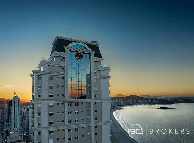 FRENTE MAR - ANDAR ALTO - DECORADO 47