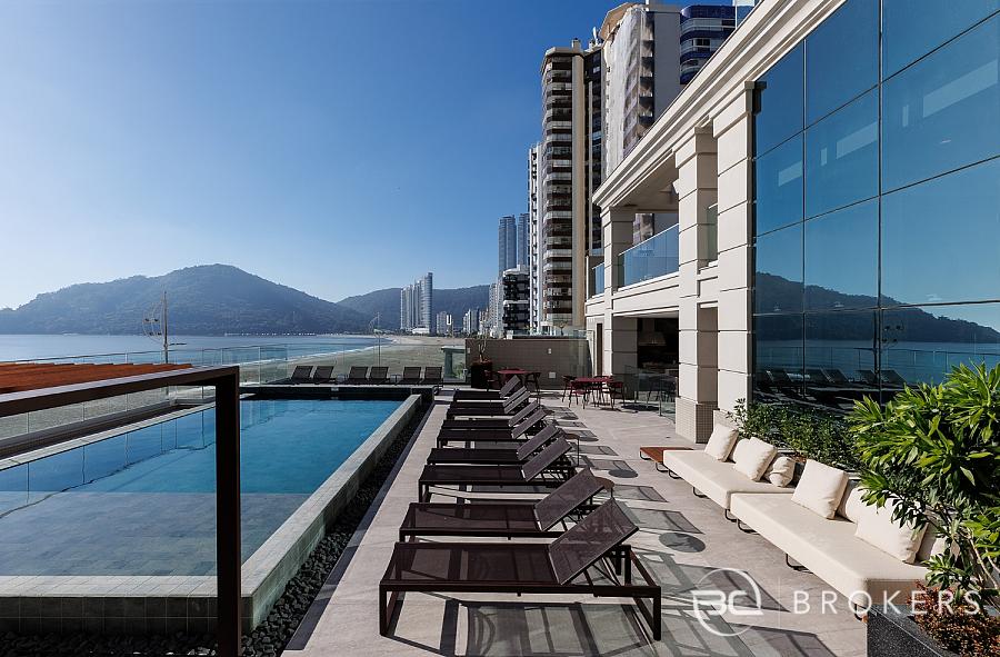 FRENTE MAR - ANDAR ALTO - DECORADO 31