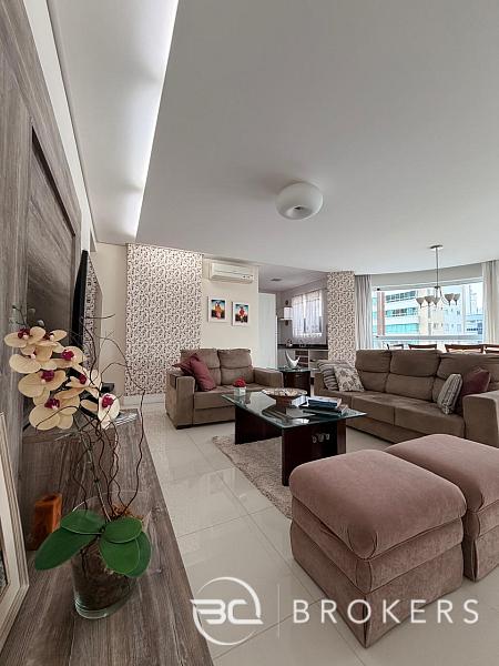 MOBILIADO - AVALIA PERMUTA EM FLORIAN�POLIS 1