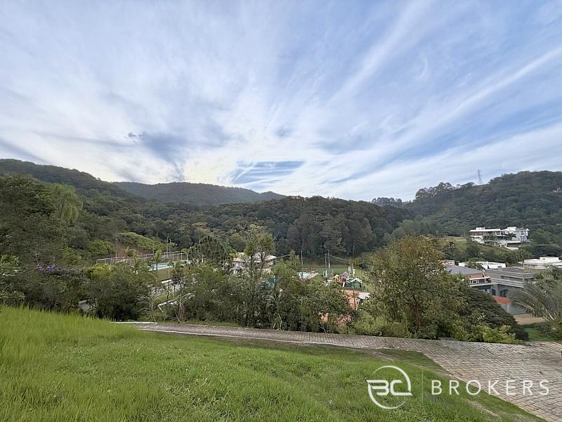 LOTE ALTO COM PROJETO PR� APROVADO - VISTA MAR 30