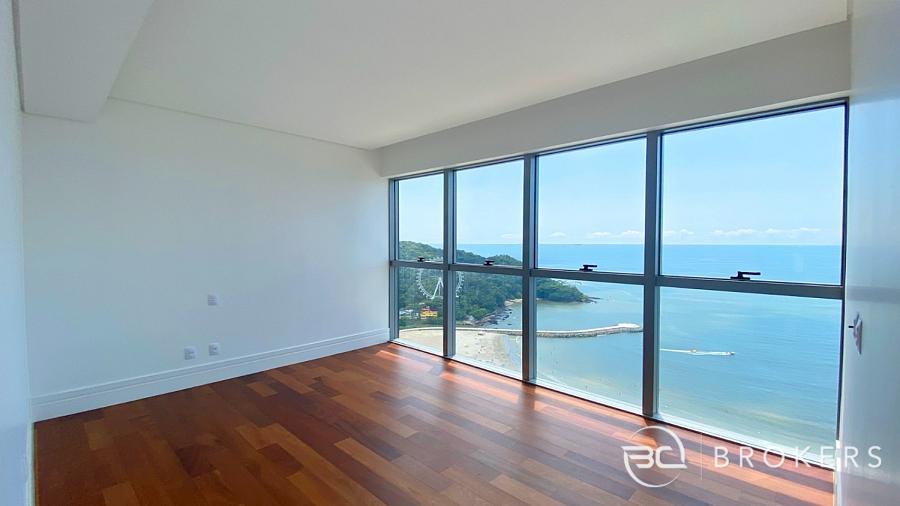 FRENTE MAR - ANDAR ALTO 7