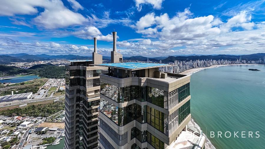 PENTHOUSE UNIFICADA YACHTHOUSE 13