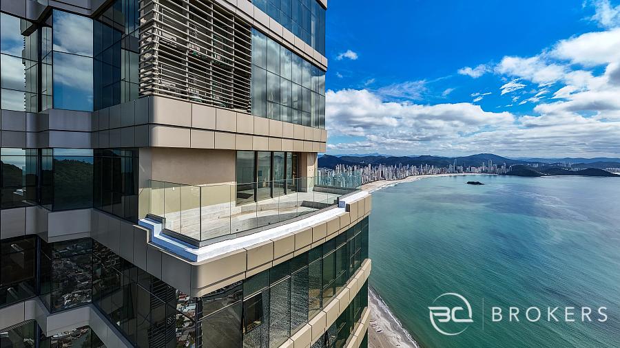 PENTHOUSE UNIFICADA YACHTHOUSE 12
