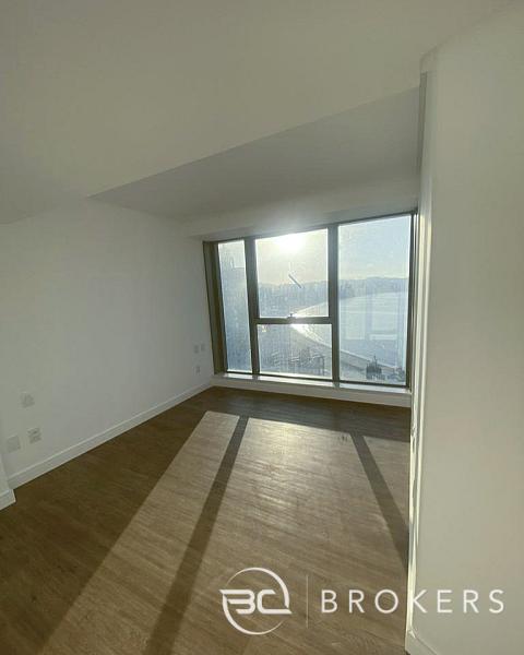 DUPLEX 7 SU�TES YACHTHOUSE 7