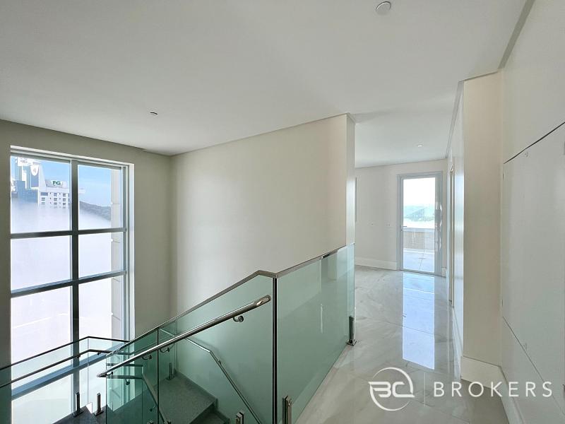 FRENTE MAR - EMBRAED 17