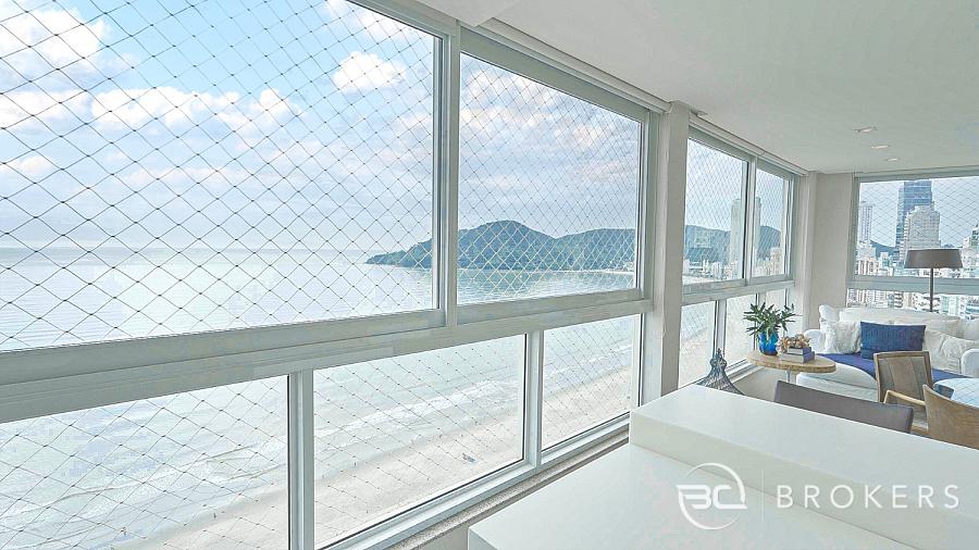 TRIPLEX FRENTE MAR 6
