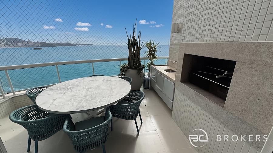 FRENTE MAR - ANDAR ALTO - BARRA SUL 1