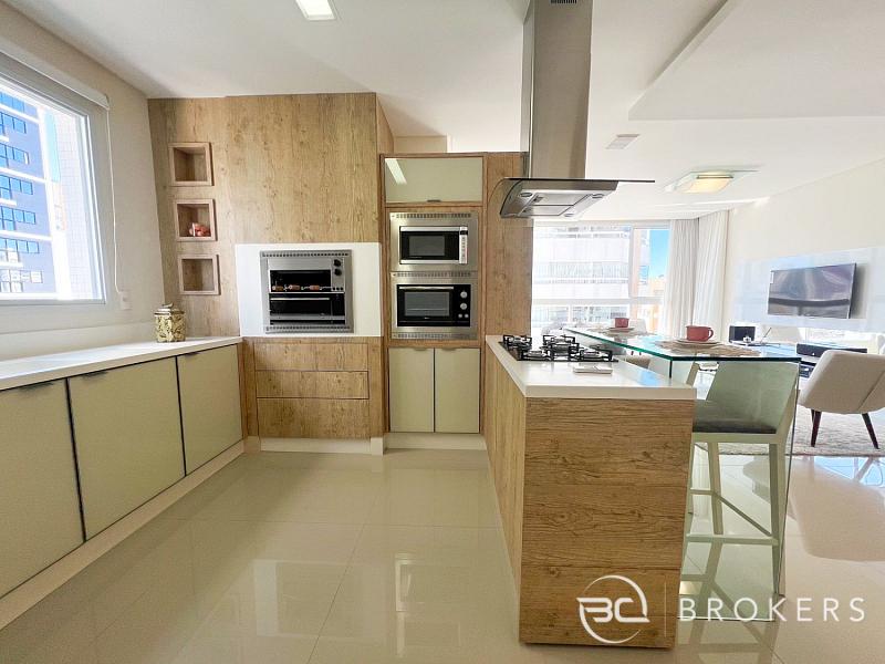 MOBILIADO E DECORADO 5