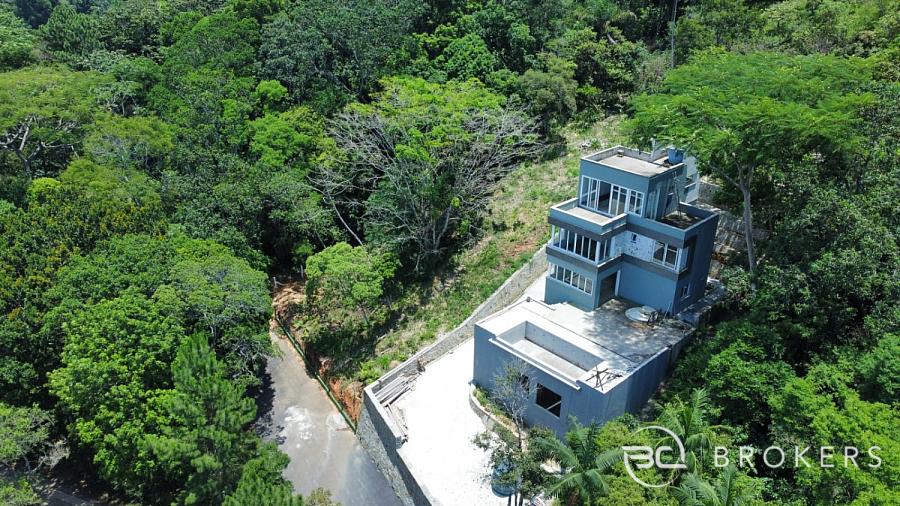 Casa � venda no Estaleirinho