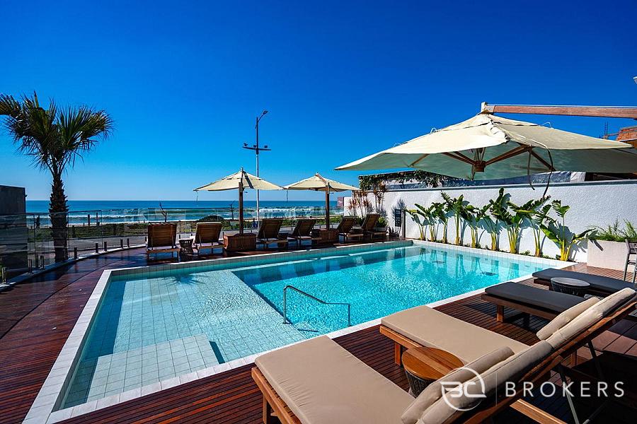 FRENTE MAR - DECORADO - PRAIA BRAVA 40