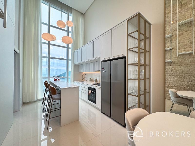 DUPLEX - AVENIDA BRASIL 8