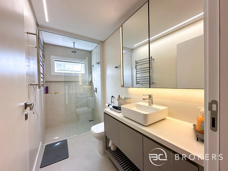 TRIPLEX DECORADO EM BALNE�RIO CAMBORI� 20