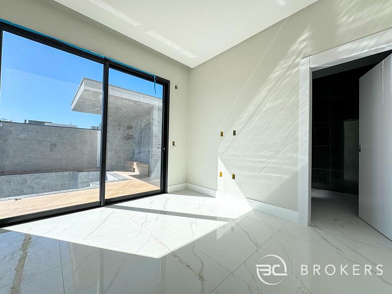 REC�M ENTREGUE, CASA AMPLA 10